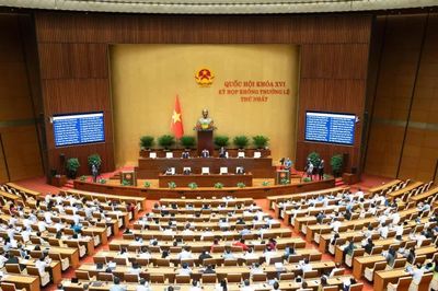 Quốc hội tiếp tục thảo luận về hai siêu dự án giao thông Đồng bằng sông Hồng