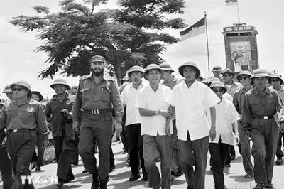 Chủ tịch Cuba Fidel Castro: Lãnh tụ huyền thoại, người bạn lớn của nhân dân Việt Nam