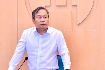 Chủ tịch Hà Nội yêu cầu rà soát xử lý trụ sở, công trình và đất đai sau sắp xếp đơn vị hành chính