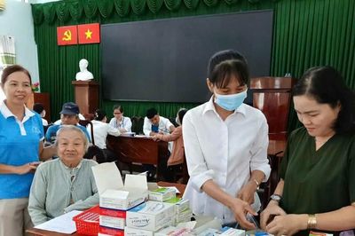 Tây Ninh 'phủ sóng' khám sức khỏe miễn phí đến từng người dân