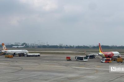 Vụ drone làm gián đoạn loạt chuyến bay: Cảng hàng không Tân Sơn Nhất xử lý ra sao?
