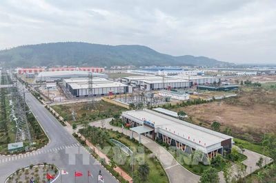 Quảng Ninh quyết tâm đạt mục tiêu tăng trưởng GRDP 15,41% trong quý III
