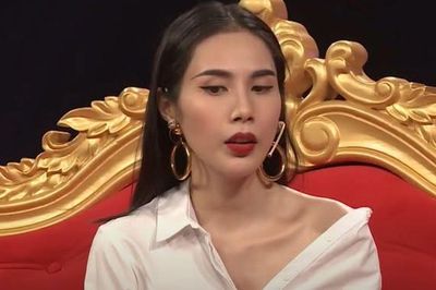 Dang dở của ca sĩ Thủy Tiên