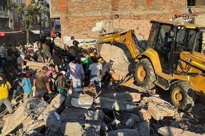 Động đất 7,4 độ tại Colombia: Hơn 200 người thiệt mạng, lực lượng cứu hộ chạy đua tìm người sống sót