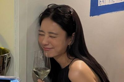 Ahn Eun Jin nhan sắc ngày càng cuốn hút sau khi giảm 10kg
