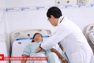 Người phụ nữ phát hiện bệnh gan tự miễn hiếm gặp