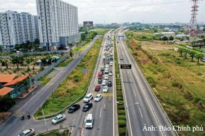 Tháo gỡ vướng mắc, đẩy nhanh tiến độ dự án cao tốc phía Nam