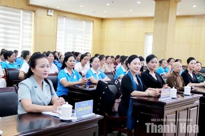 Trang bị phong thái, kỹ năng giao tiếp, ứng xử công sở cho hội viên phụ nữ