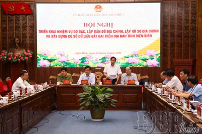 Triển khai nhiệm vụ đo đạc, lập bản đồ địa chính, lập hồ sơ địa chính và xây dựng cơ sở dữ liệu đất đai