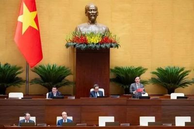 Ngày 12/8, Quốc hội thảo luận về việc thành lập thành phố Quảng Ninh và thành phố Bắc Ninh