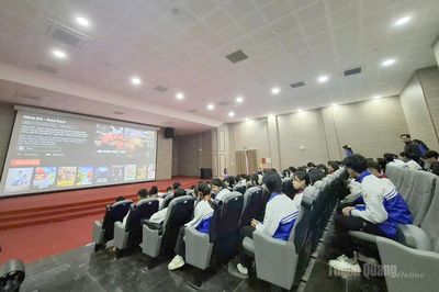 Chiếu phim cách mạng miễn phí tại Tân Trào