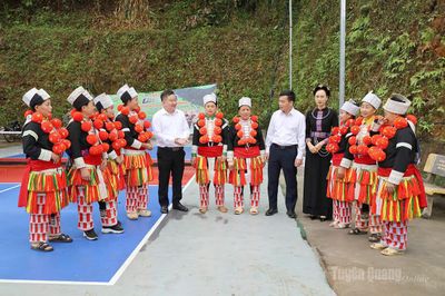 Xuất khẩu lao động tạo động lực thoát nghèo