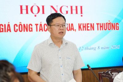 Tiếp tục đổi mới, nâng cao chất lượng công tác thi đua, khen thưởng