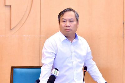 Chủ tịch Hà Nội: Tập trung cao độ cho các tuyến đường vành đai và cầu bắc qua sông Hồng