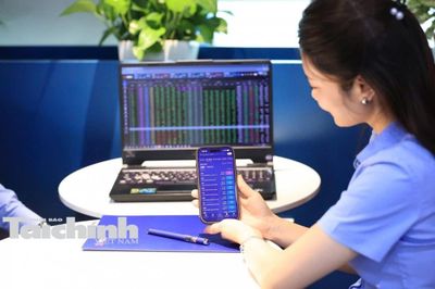Chứng khoán ngày 12/8: VN-Index tăng tiến sát mốc 1.800 điểm, dòng tiền vẫn thận trọng