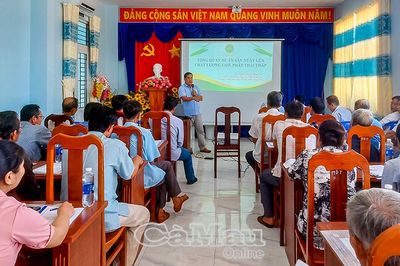 Nông dân học cách đưa công nghệ số vào đồng ruộng