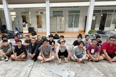 Phá đường dây đánh bạc xuyên quốc gia, giao dịch hàng trăm tỷ đồng, khởi tố 20 đối tượng