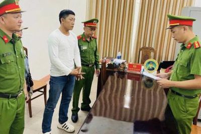 Bắt tạm giam tài xế đánh đồng nghiệp vì tranh giành khách