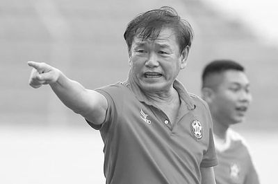 Tiếc thương HLV Phan Thanh Hùng: Người thầy không bao giờ ngừng học