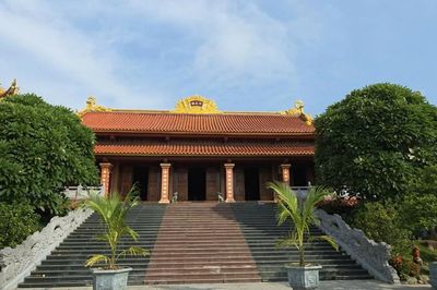 Phú Thọ: Bắt tạm giam người đánh 5 chú tiểu tại chùa Bầu Phật Quang Tự