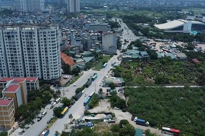 Cận cảnh tuyến đường Vũ Quỳnh kéo dài ngổn ngang sau nhiều năm triển khai