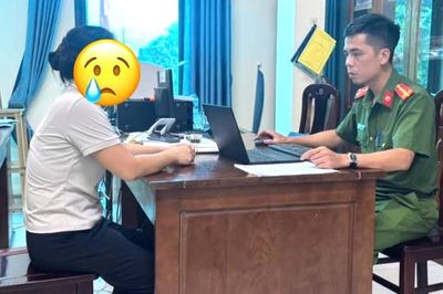 Bức xúc vì con bị loại khỏi đội nghi thức, người mẹ chia sẻ thông tin thiếu chuẩn mực lên mạng xã hội