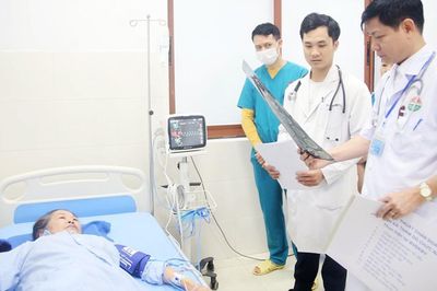 Chuẩn bị Kỳ họp thứ 2, Quốc hội khóa XVI: Gấp rút hoàn thiện 2 dự án luật ngành Y tế