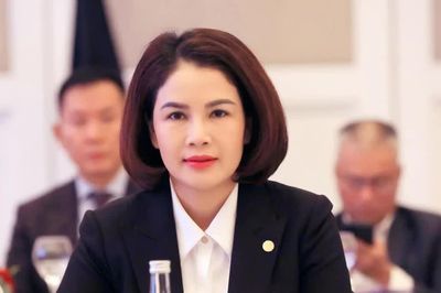 Sau tổ chức lại, Sở Ngoại vụ, Xây dựng, Văn hóa - Thể thao và Du lịch Hà Nội có bao nhiêu phòng chuyên môn?