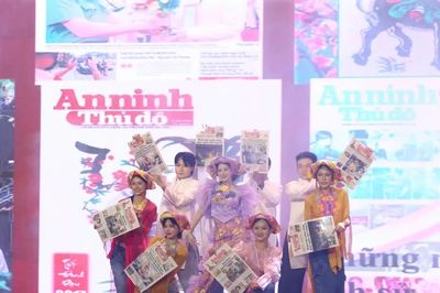 Văn nghệ sĩ yêu mến An ninh Thủ đô vì bản sắc rất riêng của tờ báo