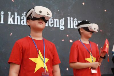 Trải nghiệm 'xuyên không thời gian' tại Dinh Độc Lập