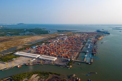 Động lực mới đưa TP.HCM vươn tầm trung tâm trung chuyển khu vực