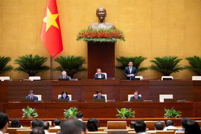 Chuyển đổi số không phải là thêm một lớp giấy tờ điện tử cho thủ tục cũ