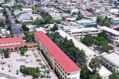 Quyết liệt sắp xếp trường học, nhân sự giáo dục chuẩn bị cho năm học mới