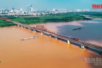 [Video] Hà Nội rà soát hạ tầng giao thông dọc 126km sông Hồng