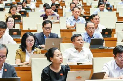 Quốc hội bước vào ngày làm việc cuối của đợt 1 Kỳ họp không thường lệ thứ nhất