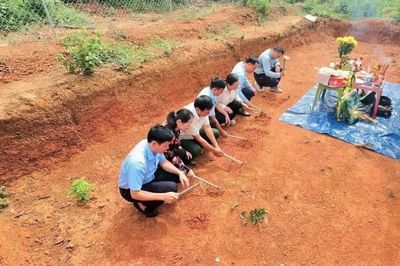 Nghệ An: Khai quật khẩn cấp mộ gạch cổ tại Rú Bụt