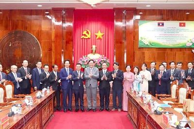 Đồng Tháp-Champasak: Thúc đẩy hợp tác toàn diện, bền chặt