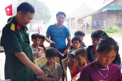 Nâng cao nhận thức pháp luật cho đồng bào vùng biên