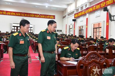 Sư đoàn 9 (Quân đoàn 34) nâng cao trình độ cán bộ đại đội trưởng, chính trị viên đại đội