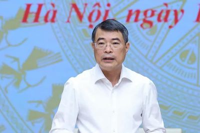 Thủ tướng Lê Minh Hưng: Điều hành tín dụng linh hoạt, không để 'trần cứng' cản trở dòng vốn vào sản xuất