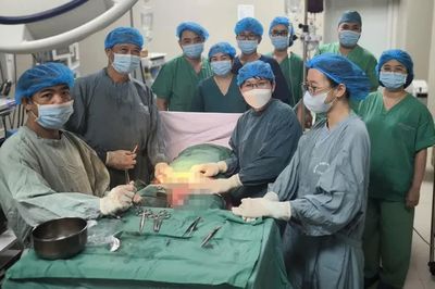 Vĩnh Long: Cấp cứu kịp thời một sản phụ vỡ tử cung
