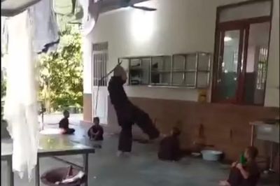 Không ai có quyền sử dụng bạo lực với trẻ em dưới bất kỳ lý do nào