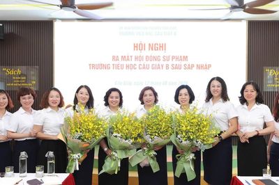 Trường Tiểu học Cầu Giấy B ra mắt Hội đồng Sư phạm