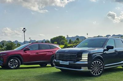 Xe điện hóa 'chiếm sóng' thị trường ô tô tháng 7