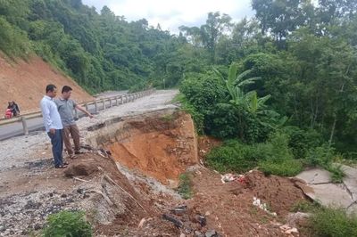Lạng Sơn: Sạt lở đất khiến nhiều nhà dân phải di tản