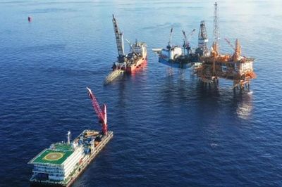 Bản lĩnh Petrovietnam: Tổng thầu vận chuyển, lắp đặt các công trình biển