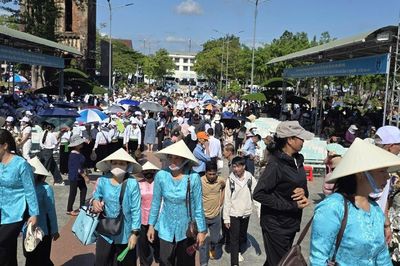 Hàng vạn người về Quảng Trị dự Đại hội hành hương Đức Mẹ La Vang lần thứ 32