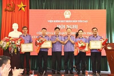 Khen thưởng VKSND tỉnh Ninh Bình trong phối hợp tổ chức Hội thao ngành Kiểm sát nhân dân năm 2026
