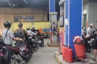 Ngày 13/8: Hầu hết các mặt hàng xăng dầu bán lẻ giảm giá