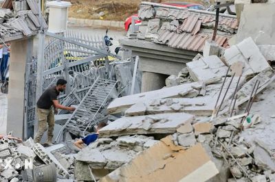 Israel và Liban xem xét 4 nước giám sát giải giáp Hezbollah